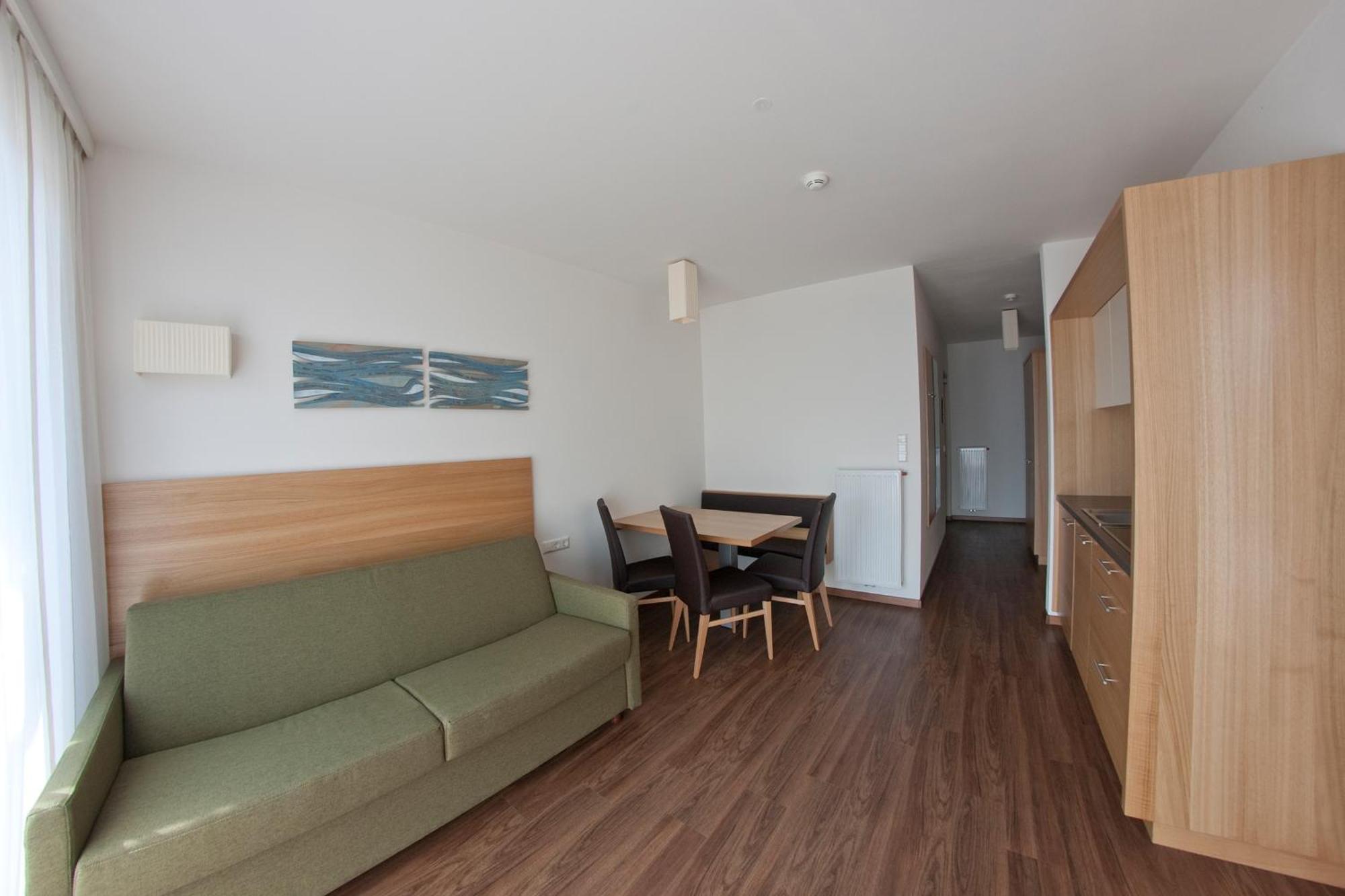 Residence Aqualis Marlengo Ruang foto
