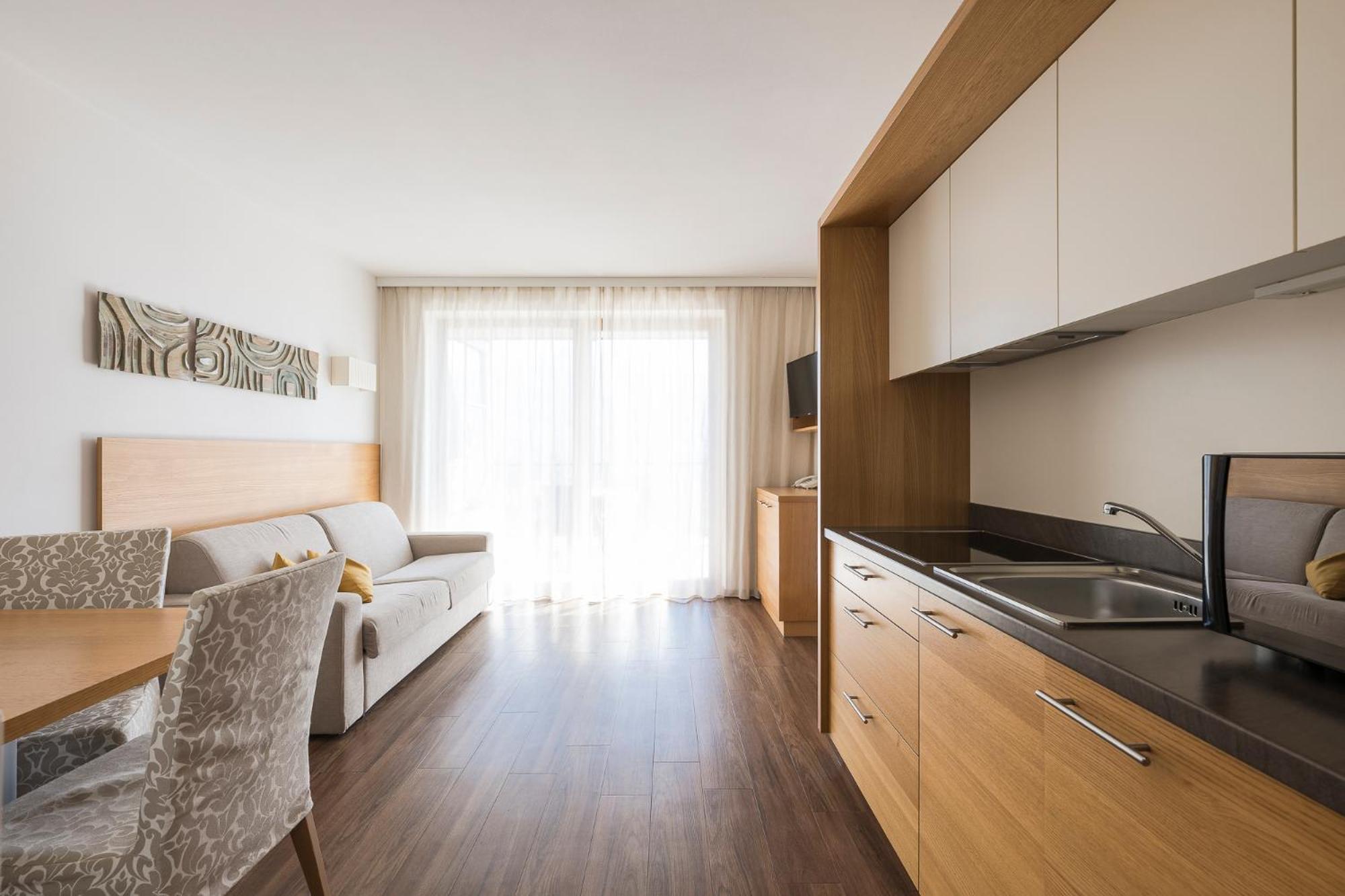 Residence Aqualis Marlengo Bagian luar foto