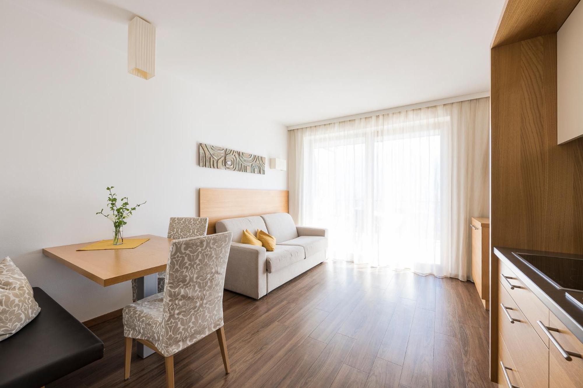Residence Aqualis Marlengo Bagian luar foto